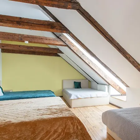 Lägenhet Mansard In Old Town *