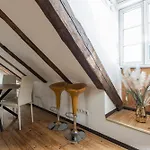 Apartman Mansard In Old Town
