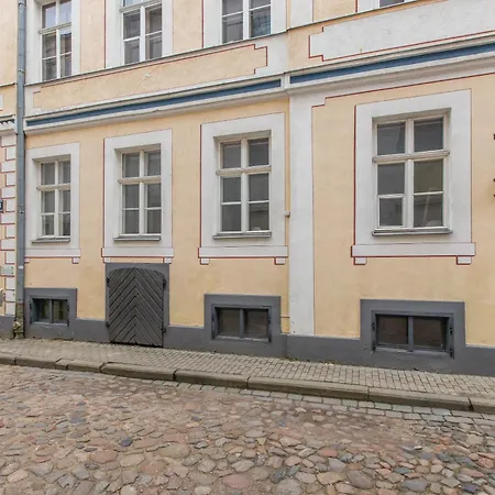 Apartment Mansard In Old Town *