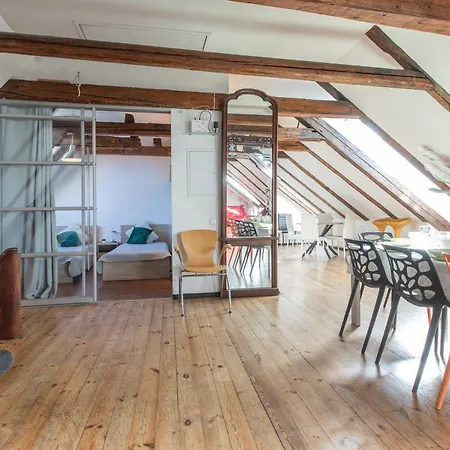 Mansard In Old Town Apartment Riga